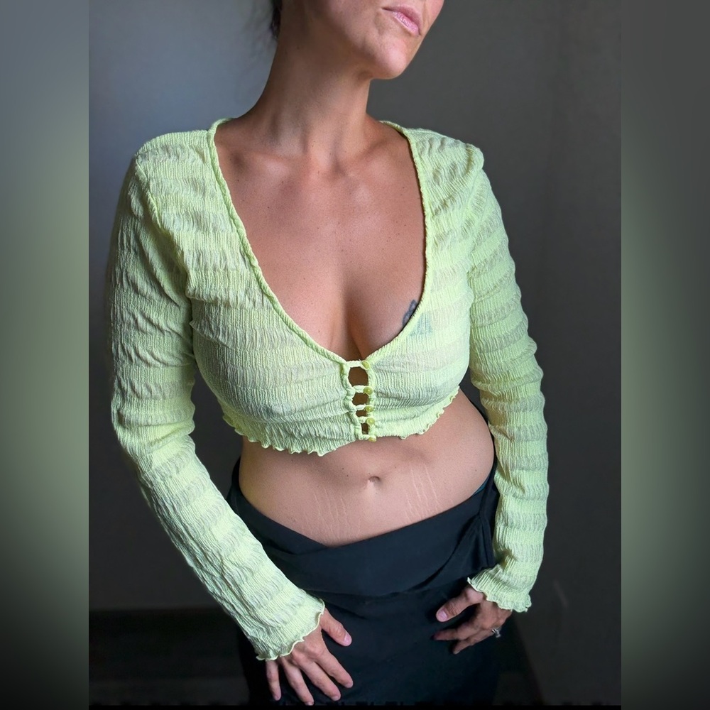 Urban Outfitters Ribbed Lettuce Edge Crop Top Neon Yellow Large